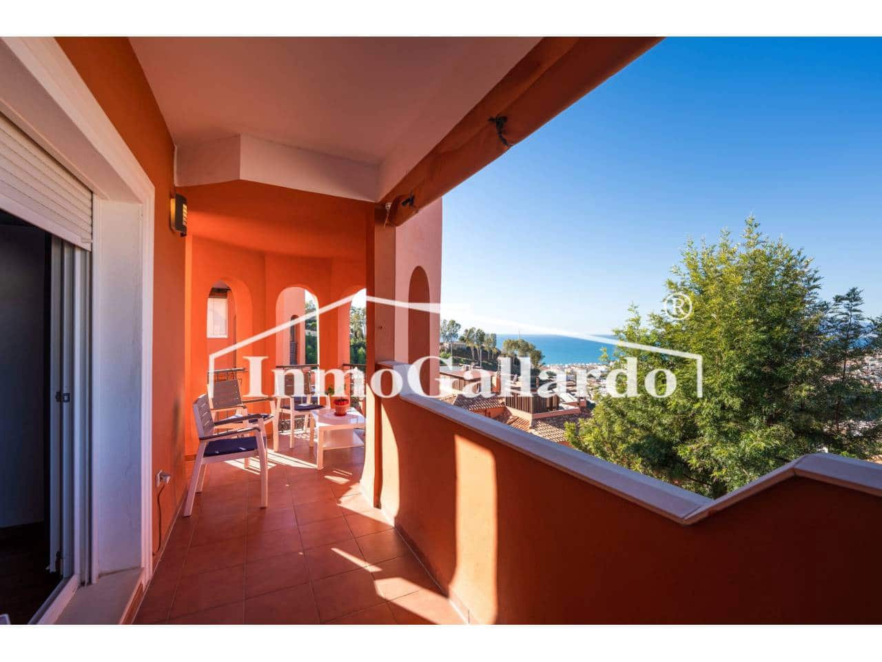 2 soveværelse Lejlighed til salg i Torre de Benagalbon med swimmingpool garage - € 315.000 (Ref: 9419383)