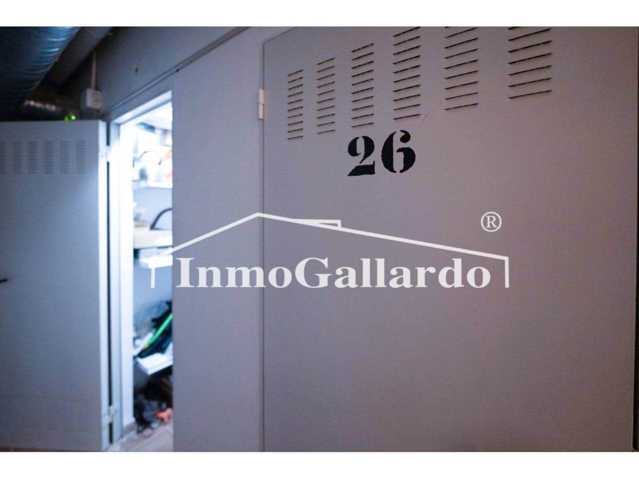 2 soveværelse Lejlighed til salg i Torre de Benagalbon med swimmingpool garage - € 315.000 (Ref: 9419383)