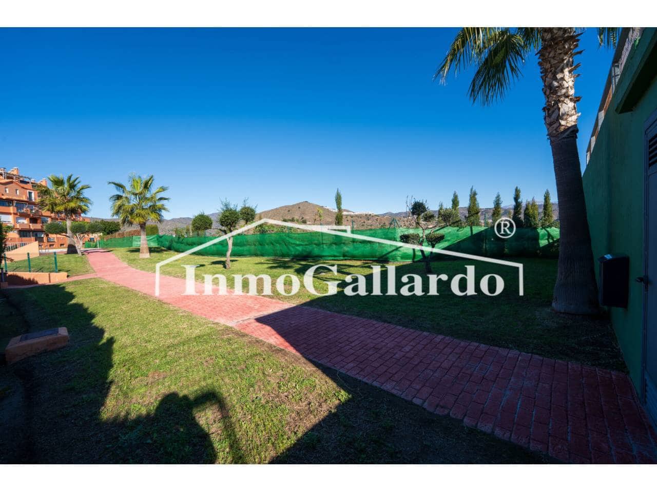 2 soveværelse Lejlighed til salg i Torre de Benagalbon med swimmingpool garage - € 315.000 (Ref: 9419383)