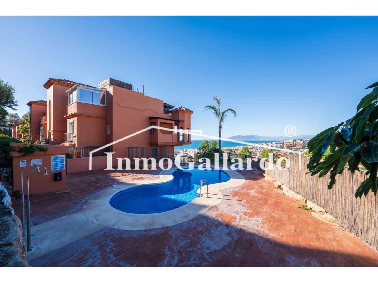 2 soveværelse Lejlighed til salg i Torre de Benagalbon med swimmingpool garage - € 315.000 (Ref: 9419383)