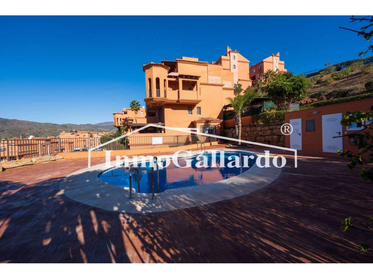 2 soveværelse Lejlighed til salg i Torre de Benagalbon med swimmingpool garage - € 315.000 (Ref: 9419383)