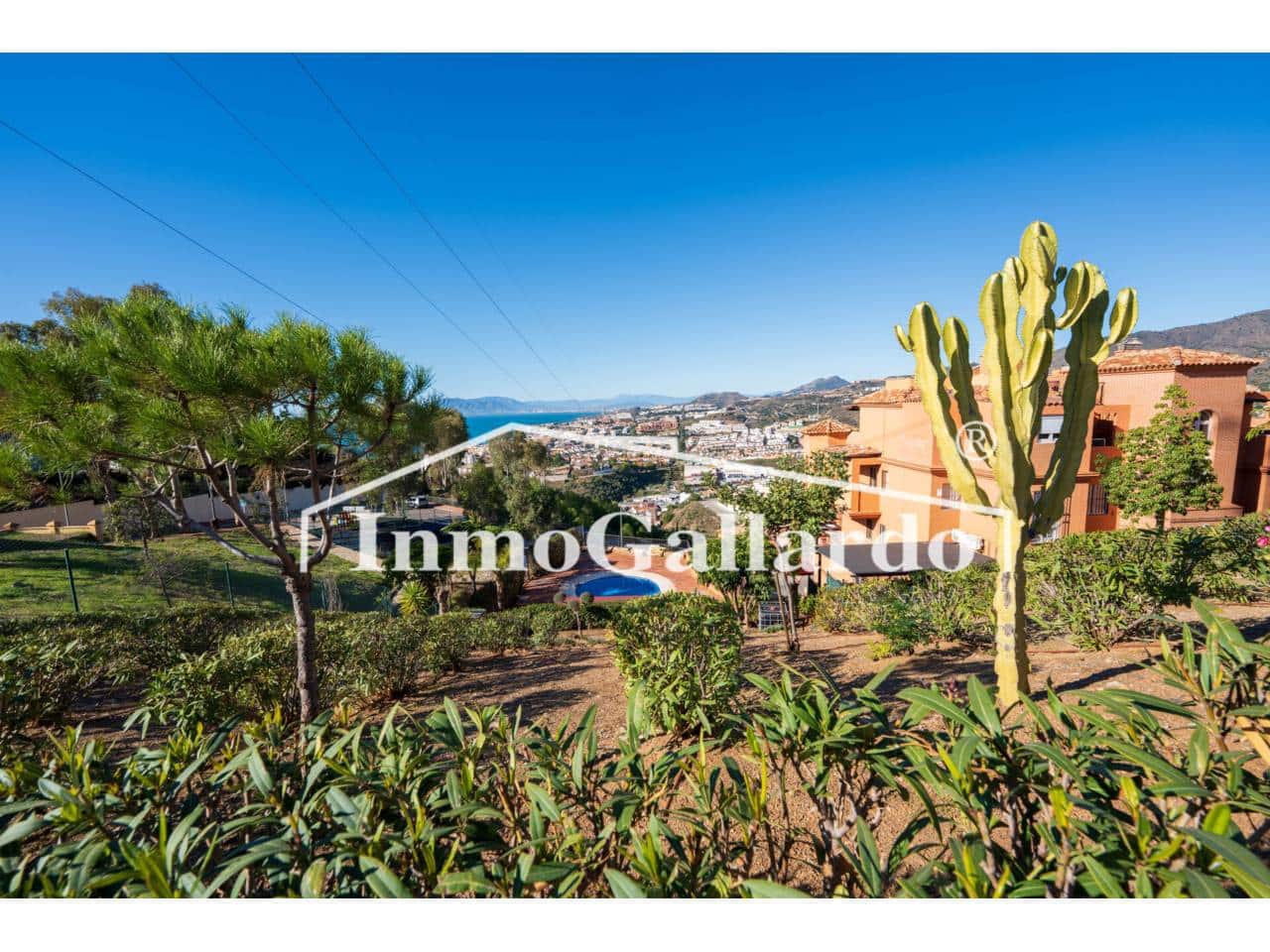 2 soveværelse Lejlighed til salg i Torre de Benagalbon med swimmingpool garage - € 315.000 (Ref: 9419383)