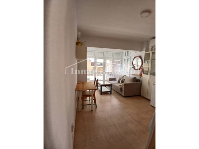 1 slaapkamer Appartement te huur in La Malagueta, Málaga stad - € 1.300 (Ref: 9426927)