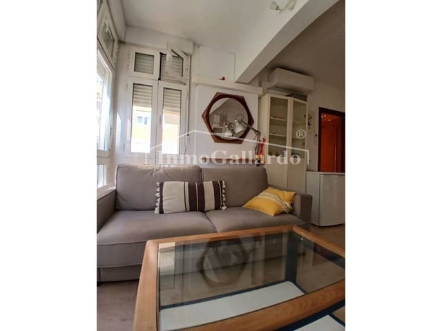 1 slaapkamer Appartement te huur in La Malagueta, Málaga stad - € 1.300 (Ref: 9426927)