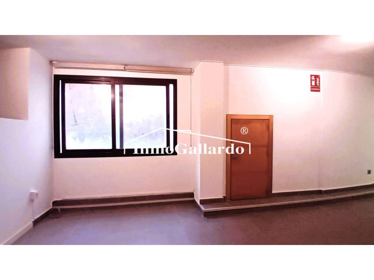 Commercieel te huur in Rincon de la Victoria - € 850 (Ref: 9433203)