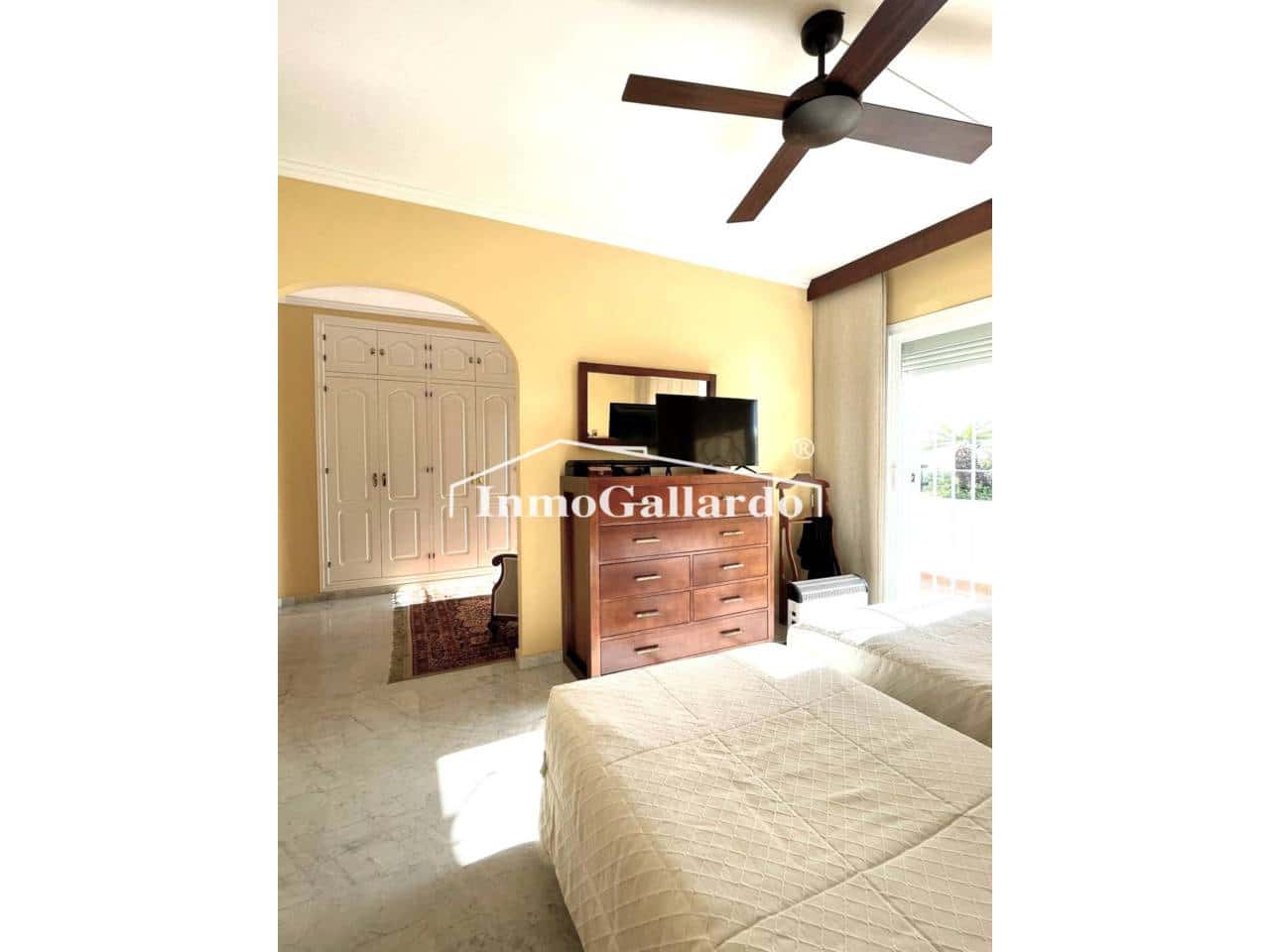 5 Zimmer Reihenhaus zu verkaufen in Benalmadena mit Pool Garage - 636.000 € (Ref: 9445879)