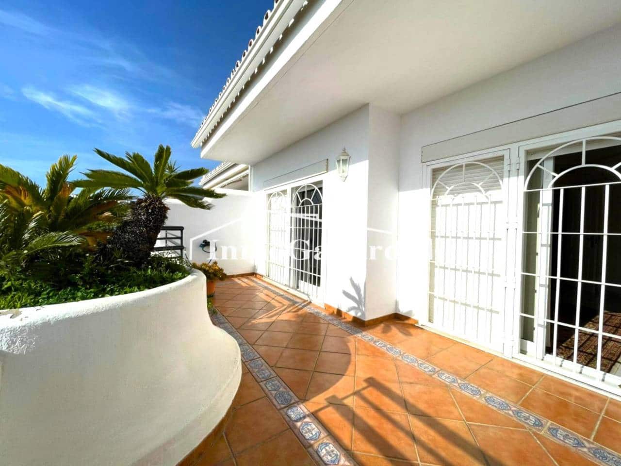 5 Zimmer Reihenhaus zu verkaufen in Benalmadena mit Pool Garage - 636.000 € (Ref: 9445879)