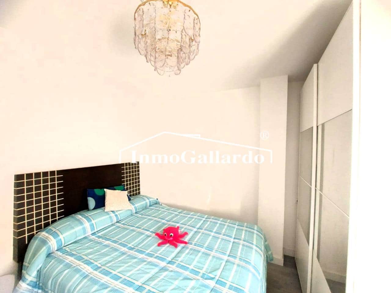 3 slaapkamer Flat te koop in Rincon de la Victoria - € 340.000 (Ref: 9449588)