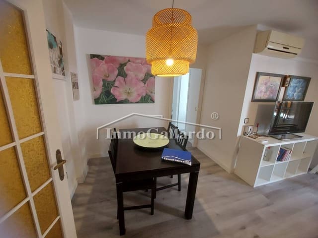 Piso de 3 habitaciones en Rincón de la Victoria en venta - 340.000 € (Ref: 9449588)