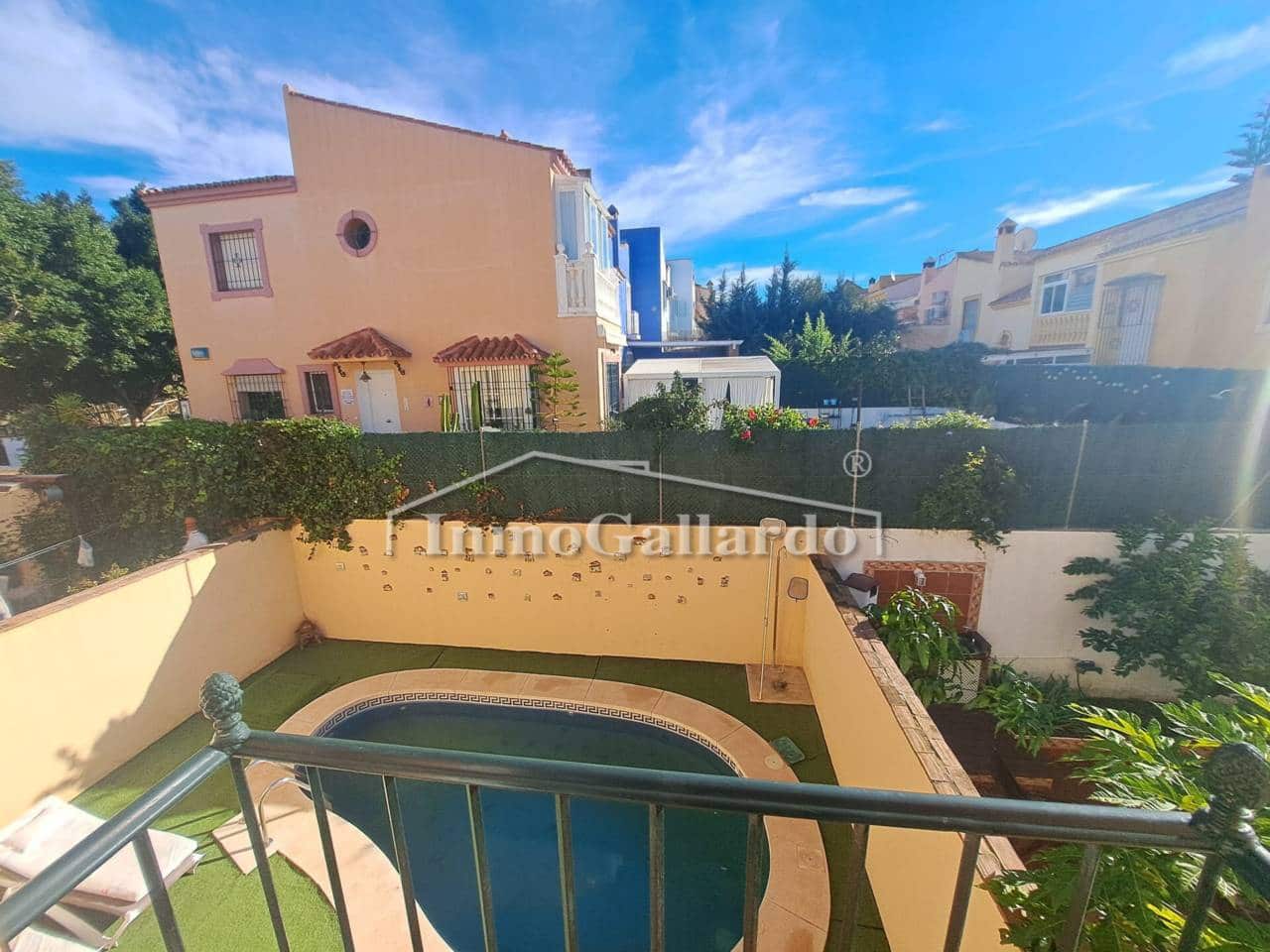 3 camera da letto Villetta a Schiera da affittare in Velez-Malaga con piscina garage - 1.500 € (Rif: 9452552)