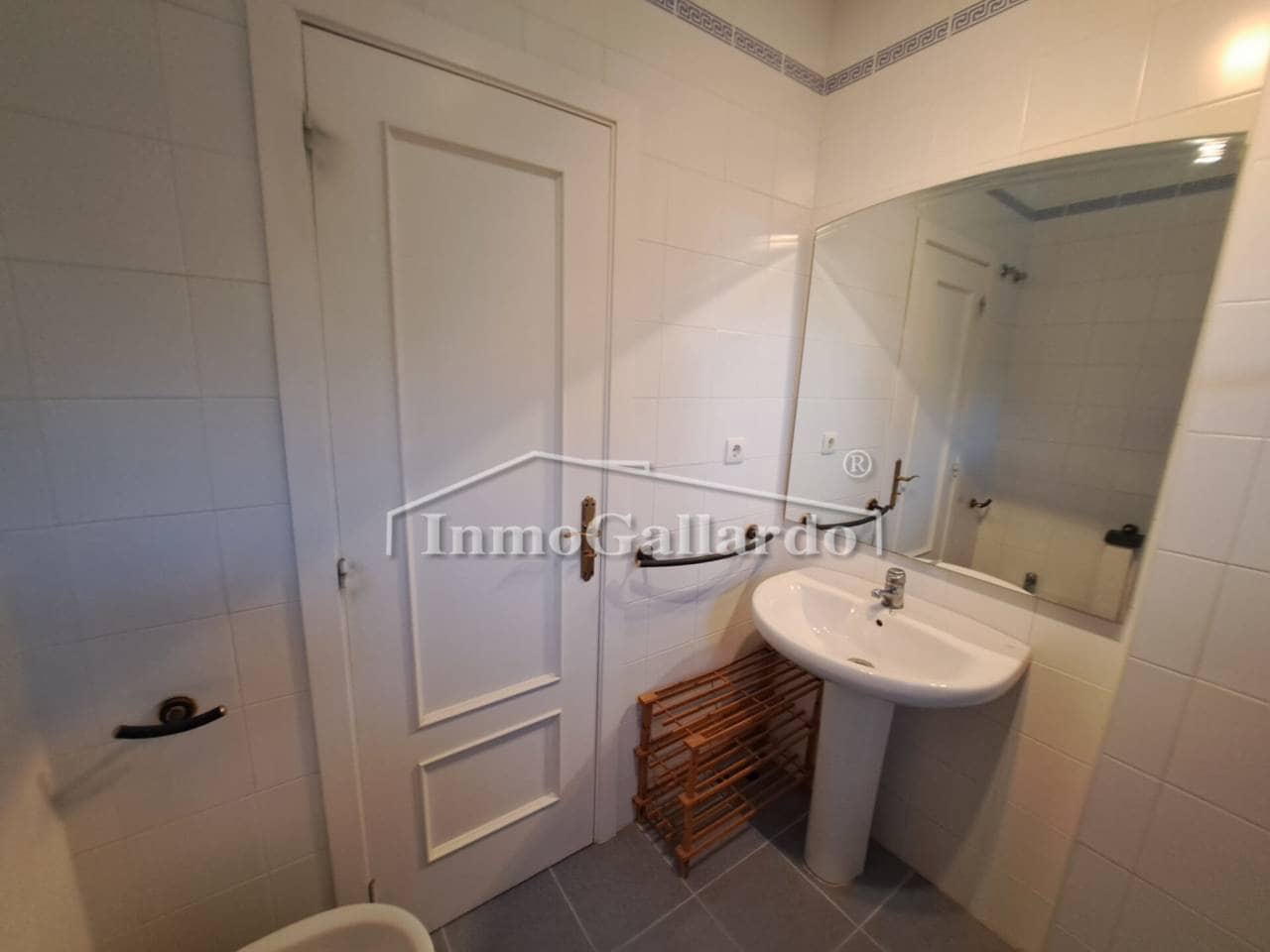 3 camera da letto Villetta a Schiera da affittare in Velez-Malaga con piscina garage - 1.500 € (Rif: 9452552)