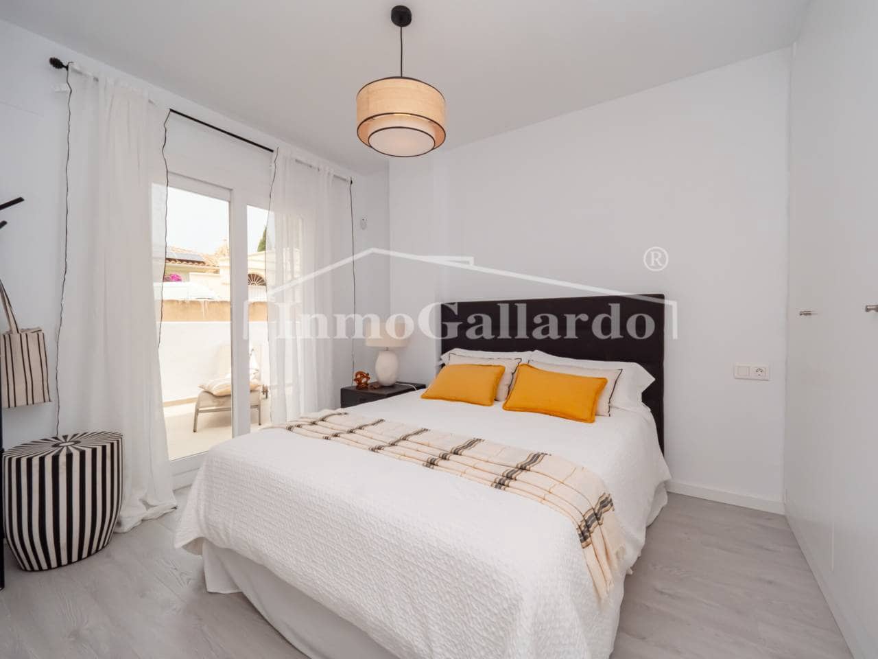 Ático de 3 habitaciones en Fuengirola en venta con piscina - 424.500 € (Ref: 9455787)