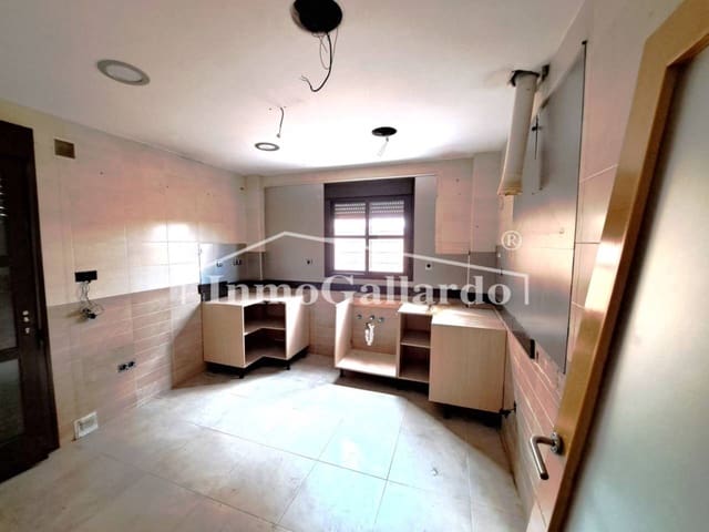 3 sypialnia Dom na sprzedaż w Vélez-Málaga z garażem - 191 000 € (Ref: 9465313)