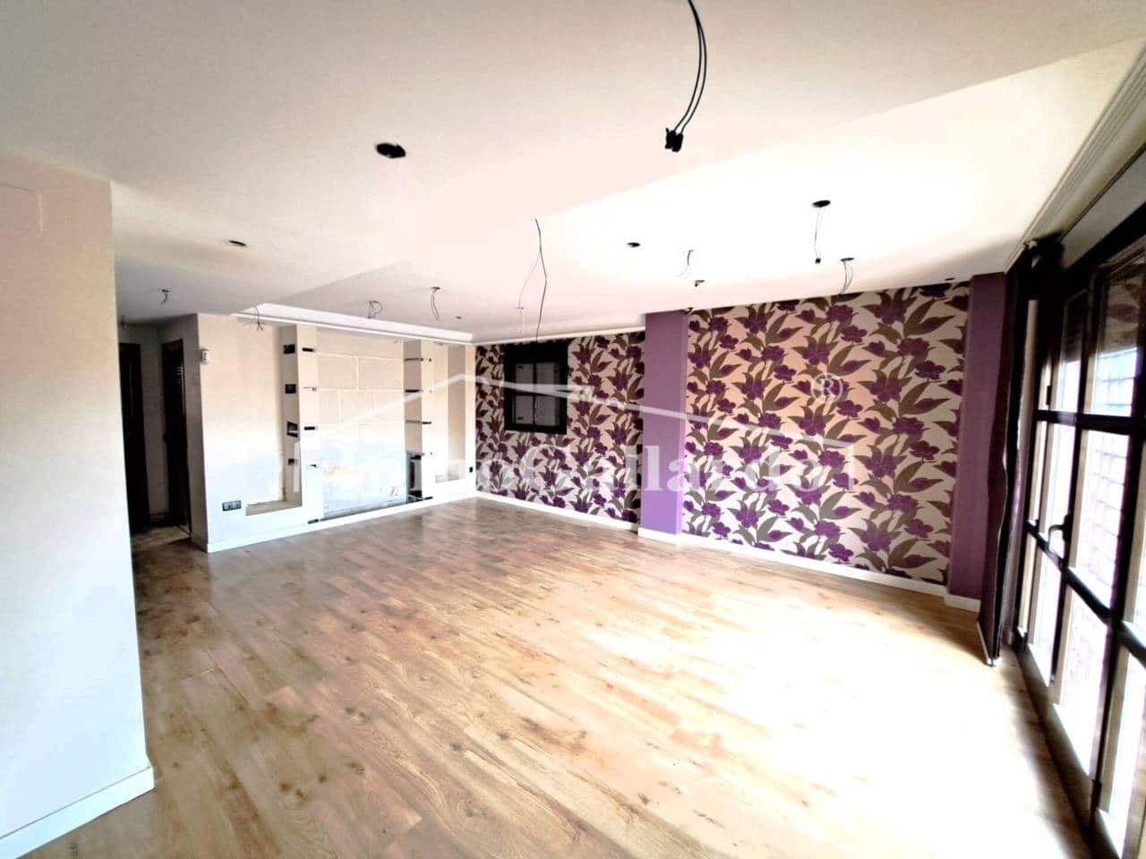 3 sovrum Hus till salu i Velez-Malaga med garage - 191 000 € (Ref: 9465313)