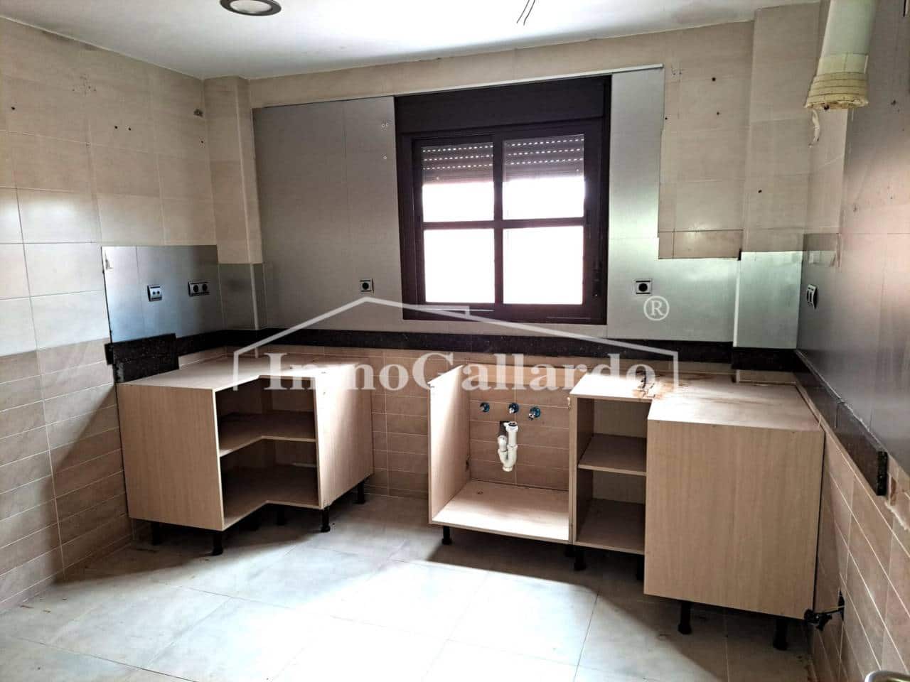 3 sovrum Hus till salu i Velez-Malaga med garage - 191 000 € (Ref: 9465313)