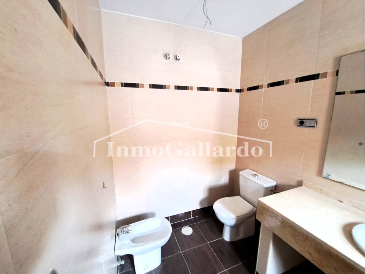 3 sovrum Hus till salu i Velez-Malaga med garage - 191 000 € (Ref: 9465313)