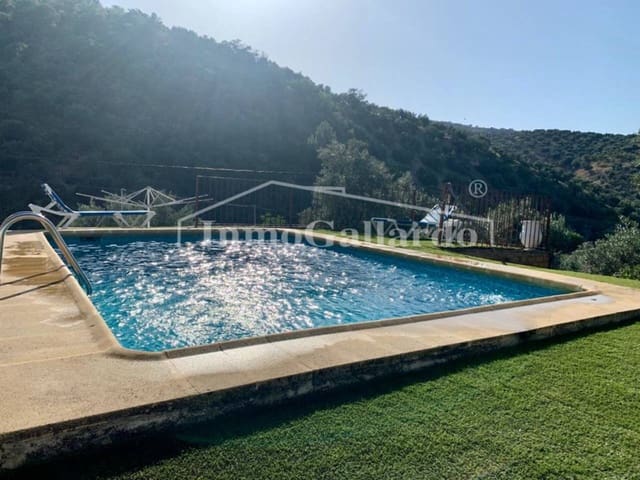 3 bedroom Townhouse for sale in La Celada, Iznájar with pool - € 192,000 (Ref: 9496661)