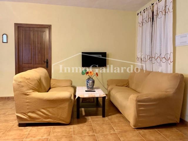 3 bedroom Townhouse for sale in La Celada, Iznájar with pool - € 192,000 (Ref: 9496661)