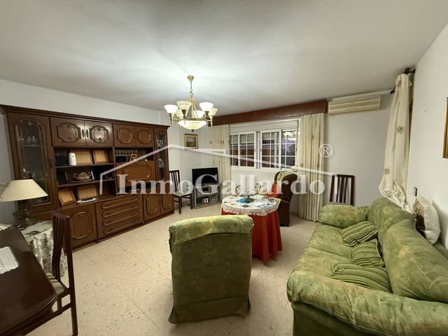 4 makuuhuone Asunto myytävänä paikassa El Palo, Málaga kaupunki mukana 
autotalli - 400 000 € (Ref: 9501777)