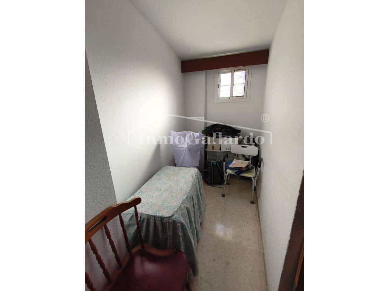 4 makuuhuone Asunto myytävänä paikassa Malaga kaupunki mukana 
autotalli - 400 000 € (Ref: 9501777)