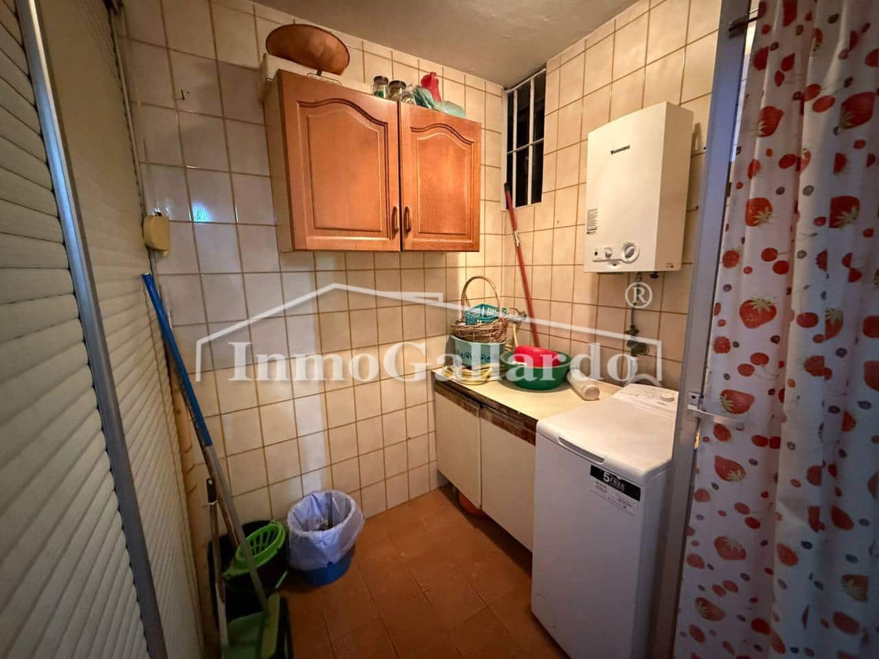 4 makuuhuone Asunto myytävänä paikassa Malaga kaupunki mukana 
autotalli - 400 000 € (Ref: 9501777)