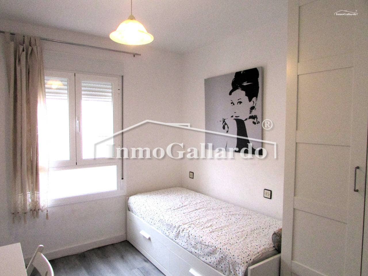 3 bedroom Flat for sale in Rincon de la Victoria - € 329,900 (Ref: 9503692)