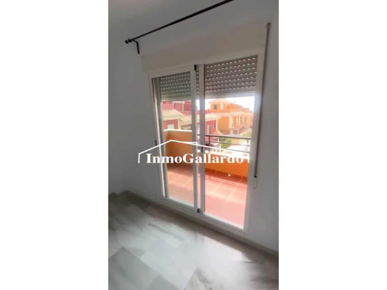 3 chambre Villa/Maison Mitoyenne à vendre à Velez-Malaga avec garage - 493 000 € (Ref: 9503693)