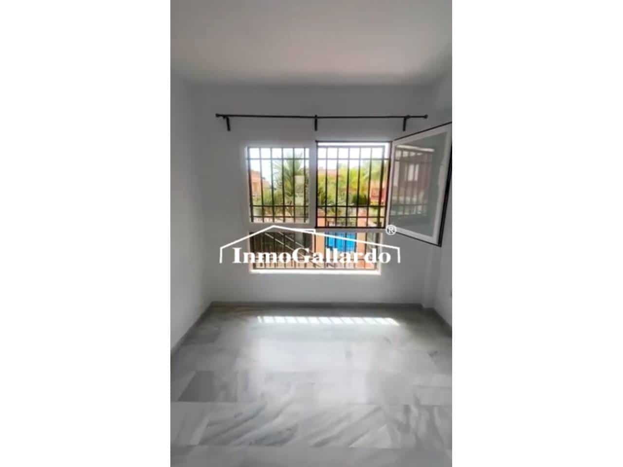 3 chambre Villa/Maison Mitoyenne à vendre à Velez-Malaga avec garage - 493 000 € (Ref: 9503693)