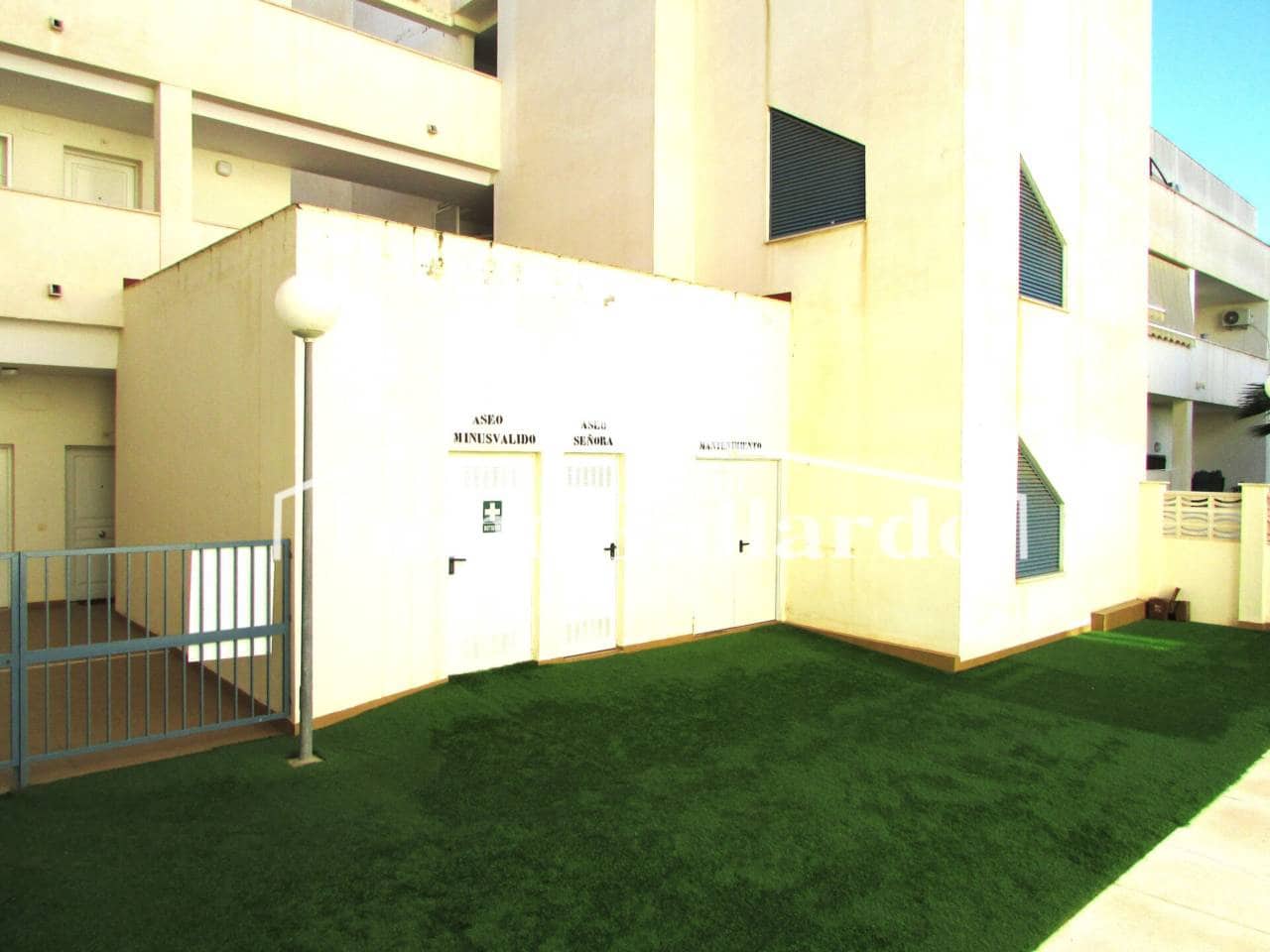 2 bedroom Flat for rent in Rincon de la Victoria with pool garage - € 950 (Ref: 9523857)