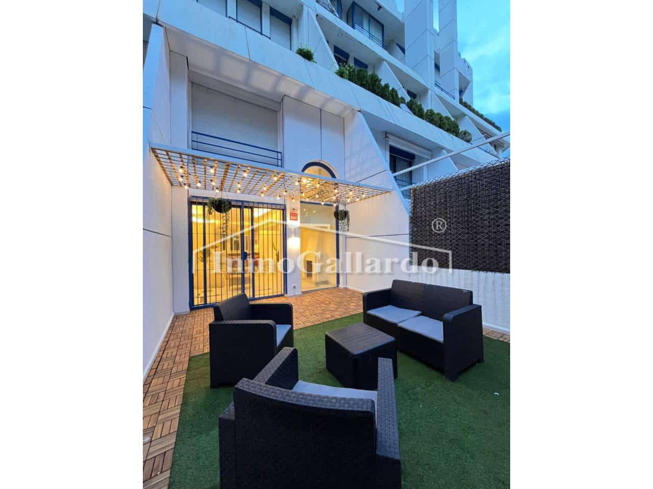 2 sypialnia Apartament na sprzedaż w Marbella z basenem garażem - 849 000 € (Ref: 9523858)