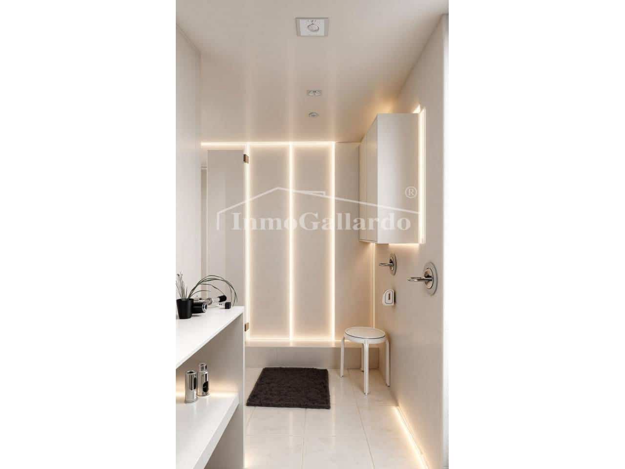 Piso de 8 habitaciones en Málaga ciudad en venta con piscina garaje - 1.100.000 € (Ref: 9530067)