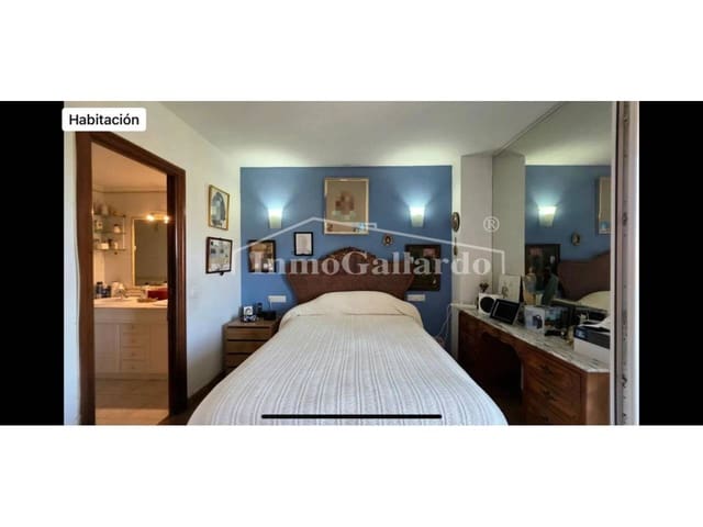 Piso de 8 habitaciones en Pinares de San Antón, Málaga ciudad en venta con piscina garaje - 1.100.000 € (Ref: 9530067)