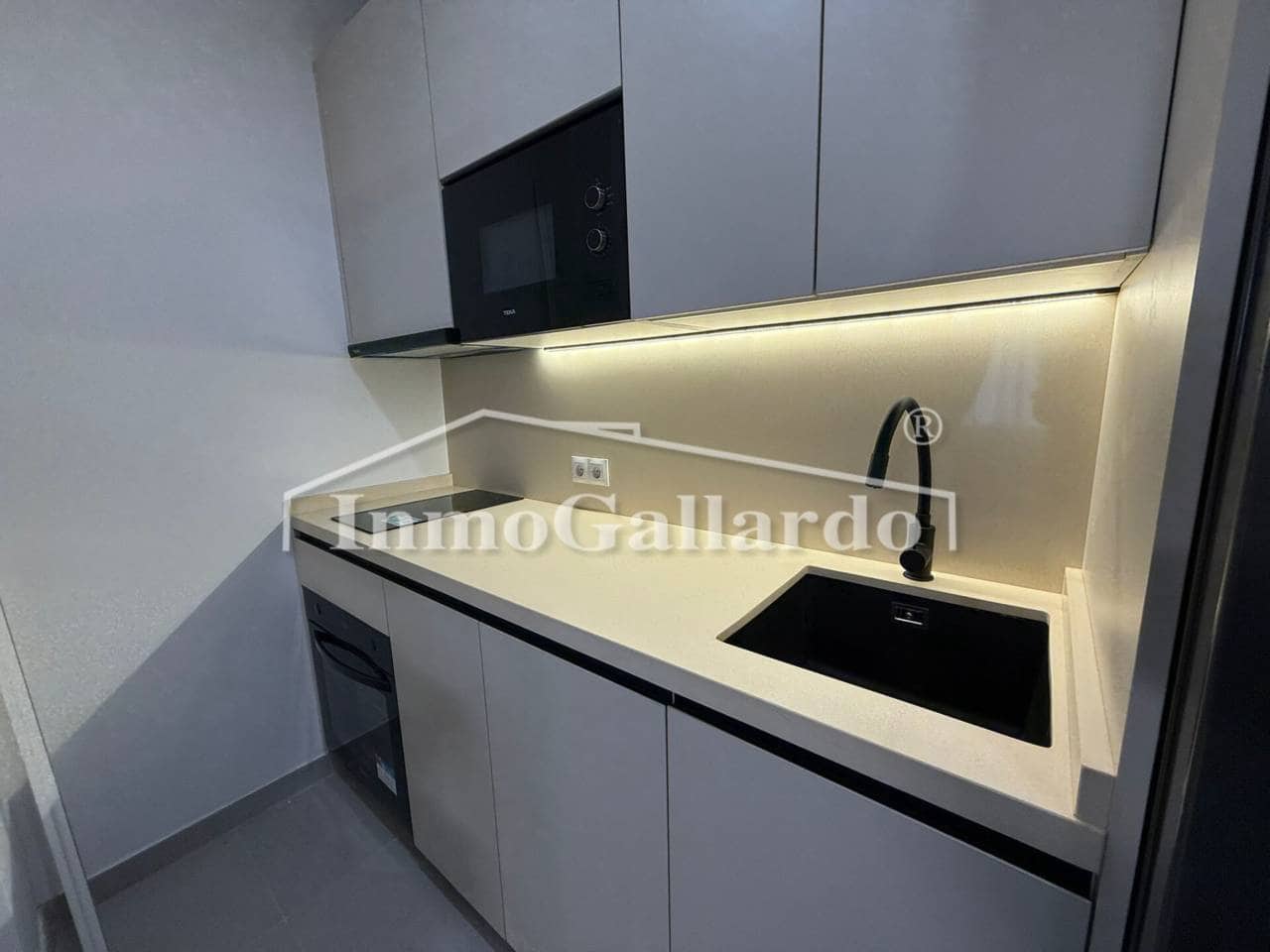Piso de 2 habitaciones en Málaga ciudad en venta - 225.000 € (Ref: 9540567)