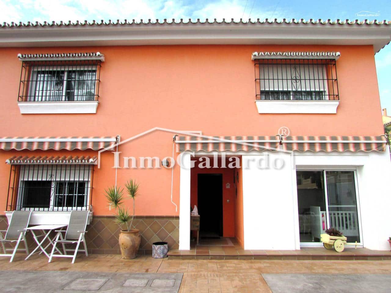 6 quarto Moradia para venda em Rincon de la Victoria com piscina garagem - 848 500 € (Ref: 9550518)