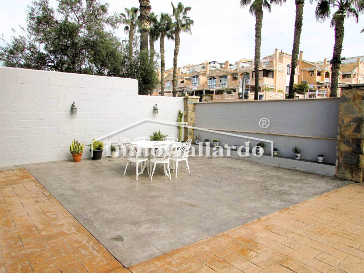 6 quarto Moradia para venda em Rincon de la Victoria com piscina garagem - 848 500 € (Ref: 9550518)