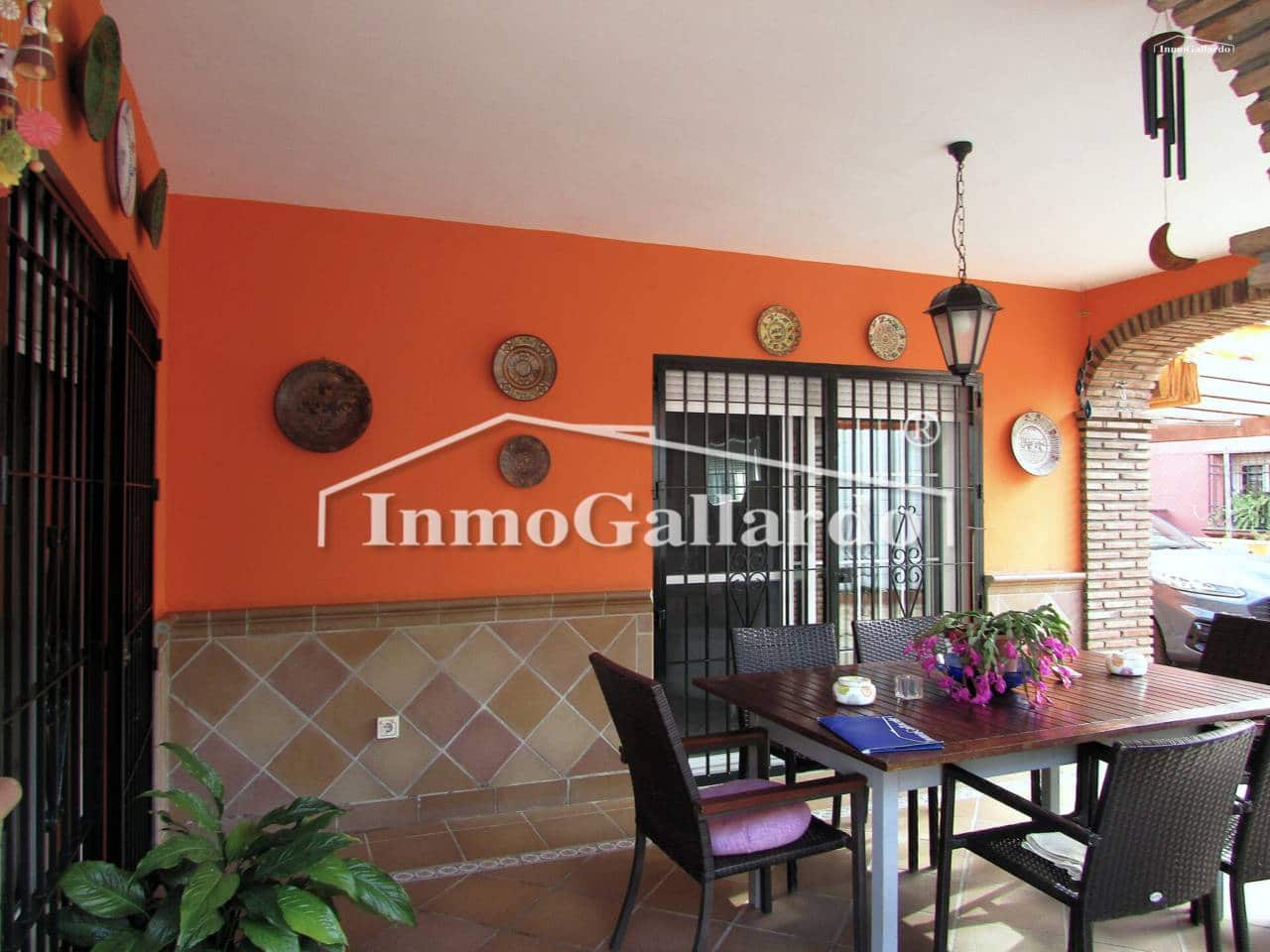 6 quarto Moradia para venda em Rincon de la Victoria com piscina garagem - 848 500 € (Ref: 9550518)