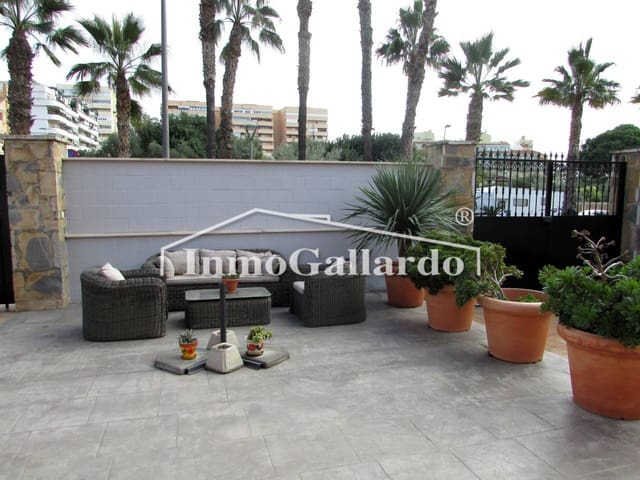 6 quarto Moradia para venda em Rincón de la Victoria com piscina garagem - 848 500 € (Ref: 9550518)