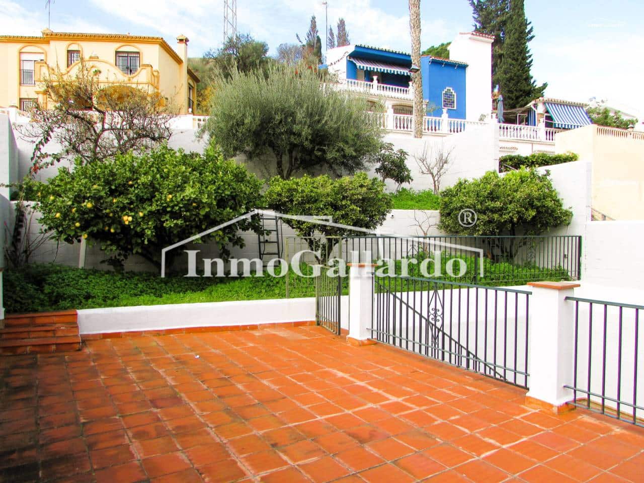 6 quarto Moradia para venda em Rincon de la Victoria com piscina garagem - 848 500 € (Ref: 9550518)