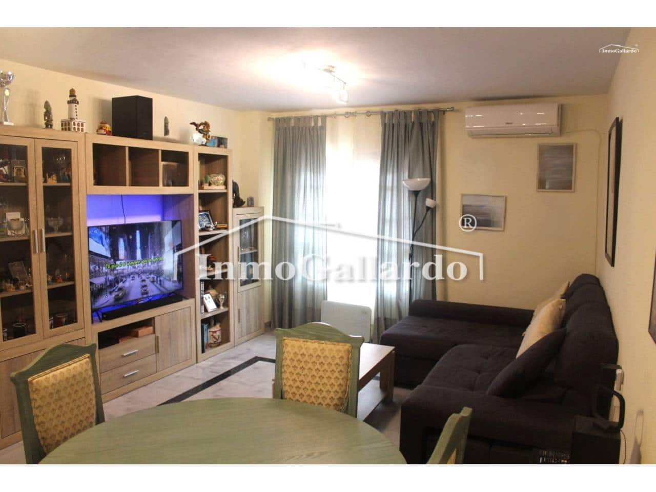 3 slaapkamer Flat te koop in Rincon de la Victoria met garage - € 369.000 (Ref: 9567873)