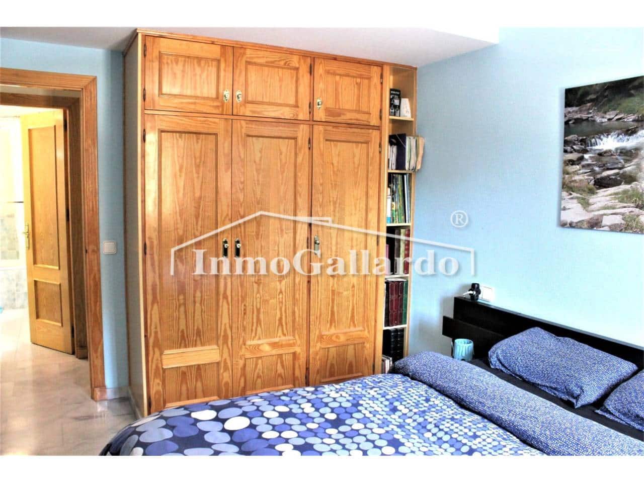 3 slaapkamer Flat te koop in Rincon de la Victoria met garage - € 369.000 (Ref: 9567873)