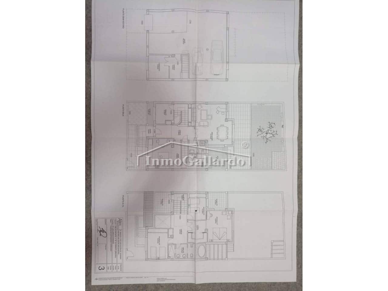 4 Zimmer Villa zu verkaufen in Alfarnate mit Garage - 318.000 € (Ref: 9570352)