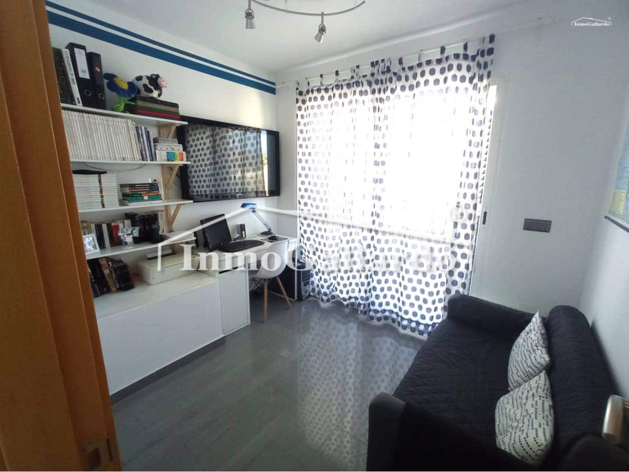 4 Zimmer Villa zu verkaufen in Alfarnate mit Garage - 318.000 € (Ref: 9570352)