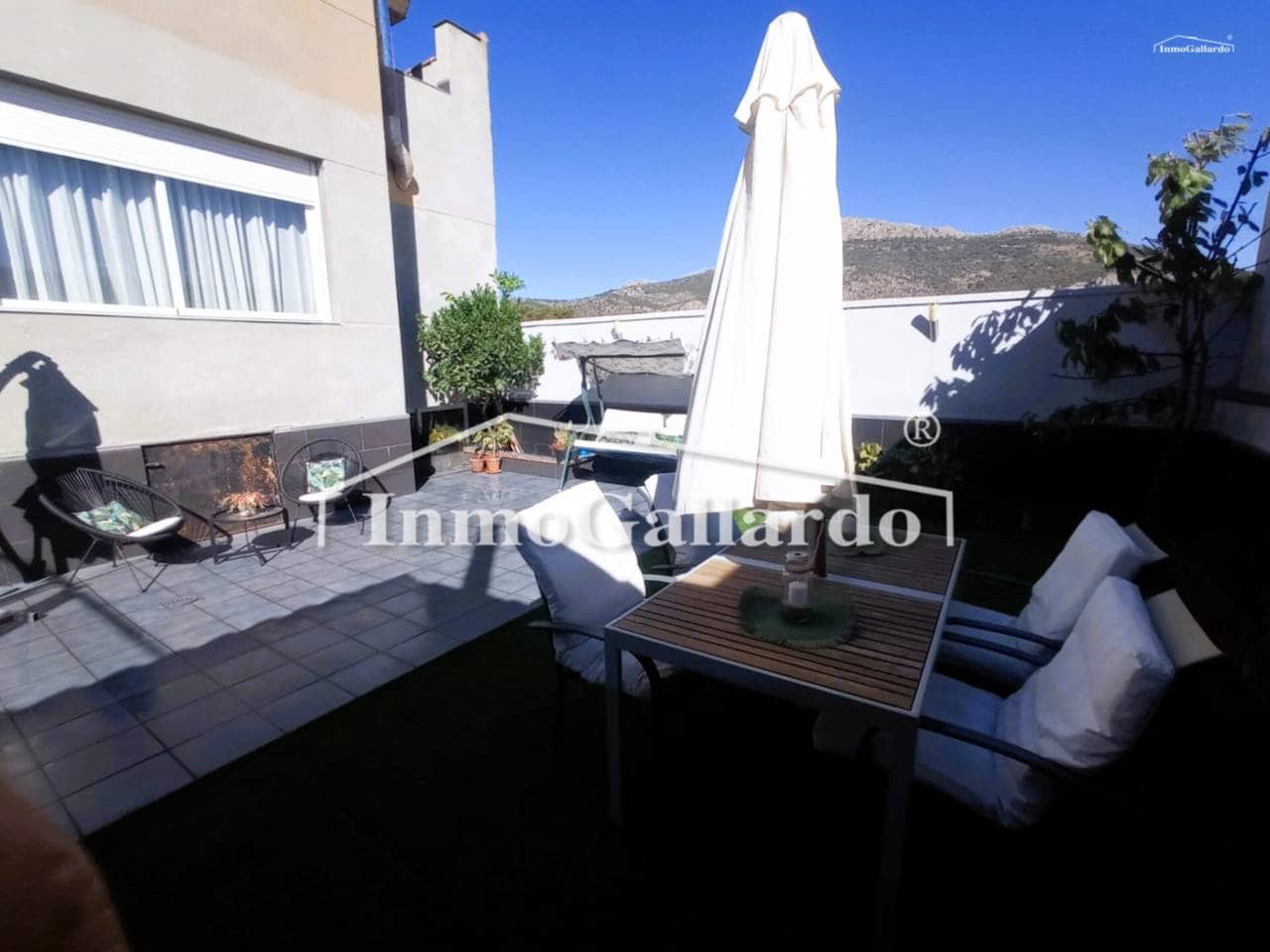 4 Zimmer Villa zu verkaufen in Alfarnate mit Garage - 318.000 € (Ref: 9570352)