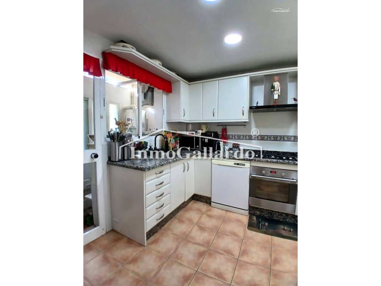 Adosado de 5 habitaciones en Málaga ciudad en venta con piscina garaje - 670.000 € (Ref: 9573688)