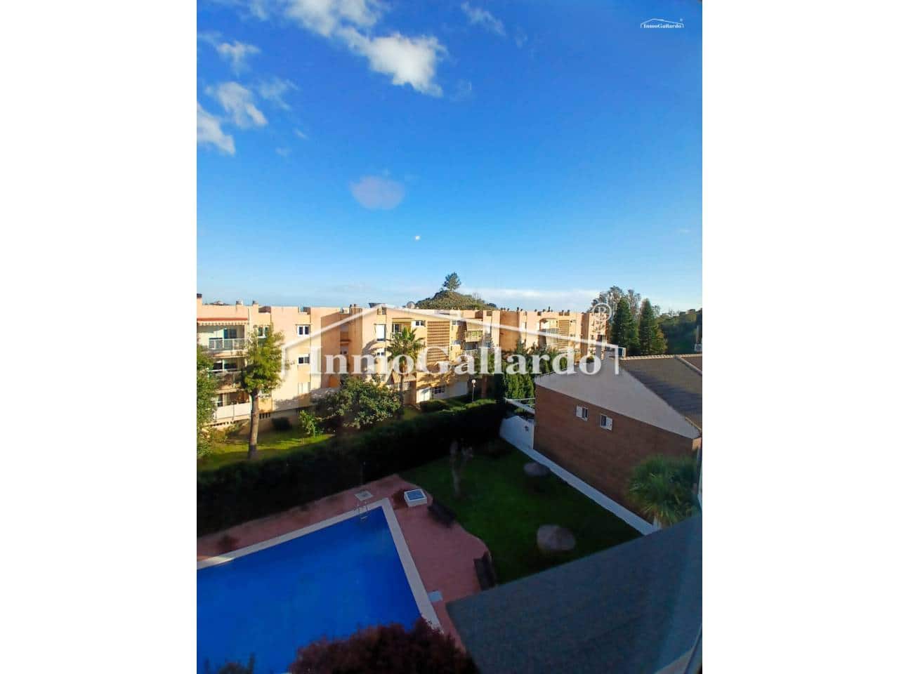 Adosado de 5 habitaciones en Málaga ciudad en venta con piscina garaje - 670.000 € (Ref: 9573688)