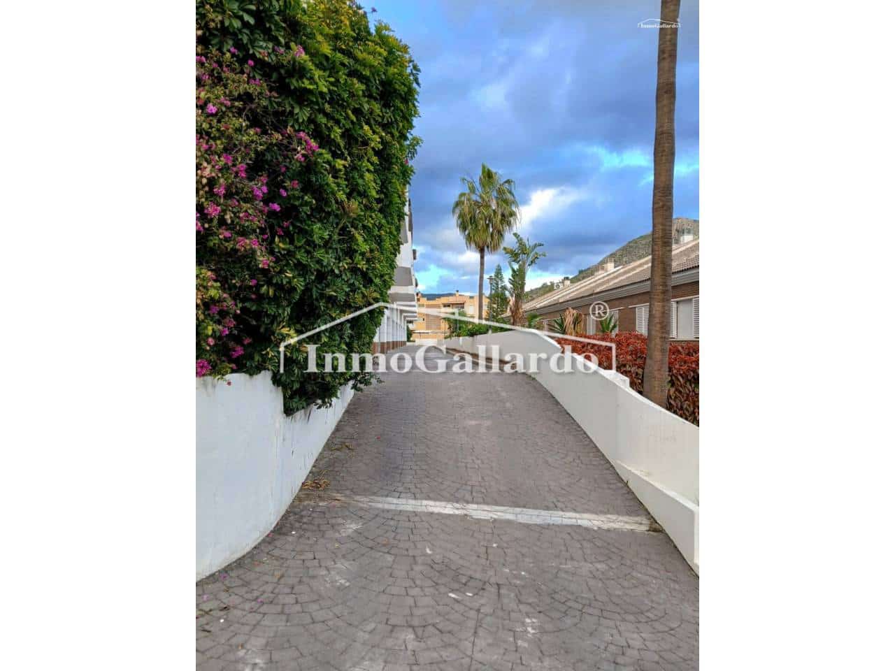 Adosado de 5 habitaciones en Málaga ciudad en venta con piscina garaje - 670.000 € (Ref: 9573688)