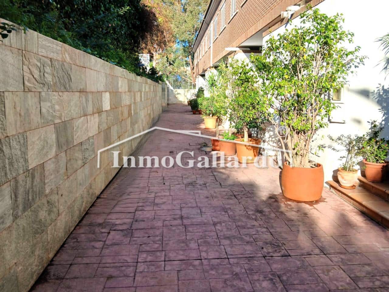 Adosado de 5 habitaciones en Málaga ciudad en venta con piscina garaje - 670.000 € (Ref: 9573688)