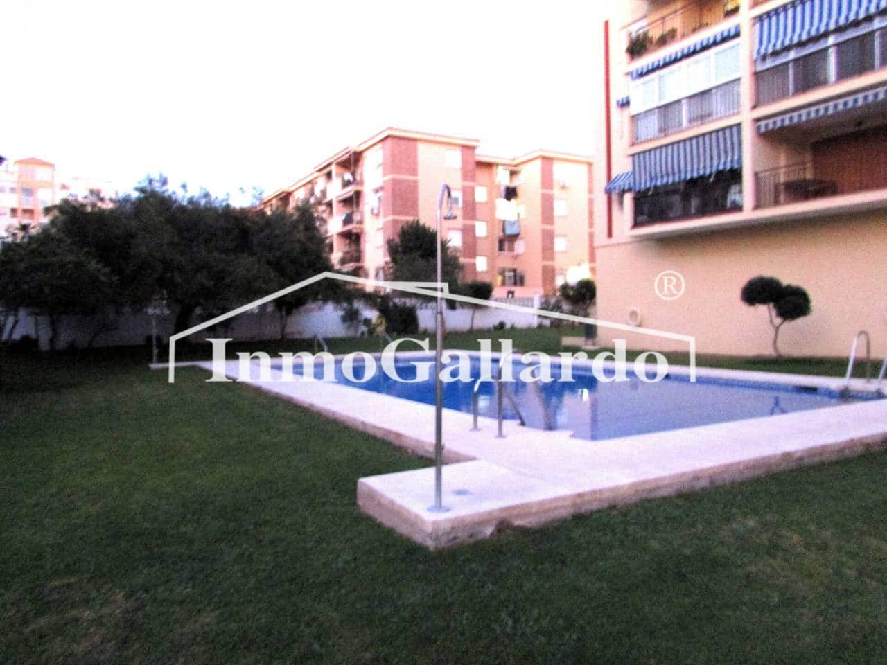 Appartement de 3 chambres à louer à Rincon de la Victoria avec piscine - 1 100 € (Ref: 9573689)