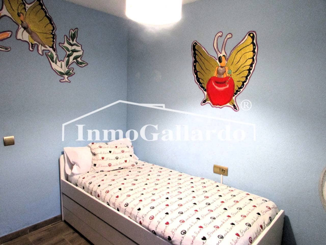 Appartement de 3 chambres à louer à Rincon de la Victoria avec piscine - 1 100 € (Ref: 9573689)