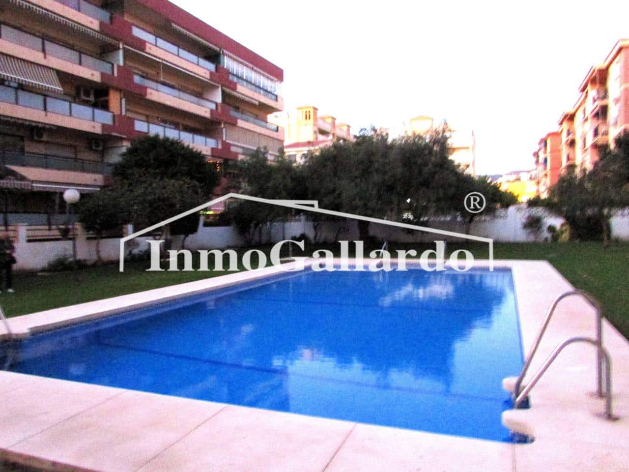 Appartement de 3 chambres à louer à Rincon de la Victoria avec piscine - 1 100 € (Ref: 9573689)